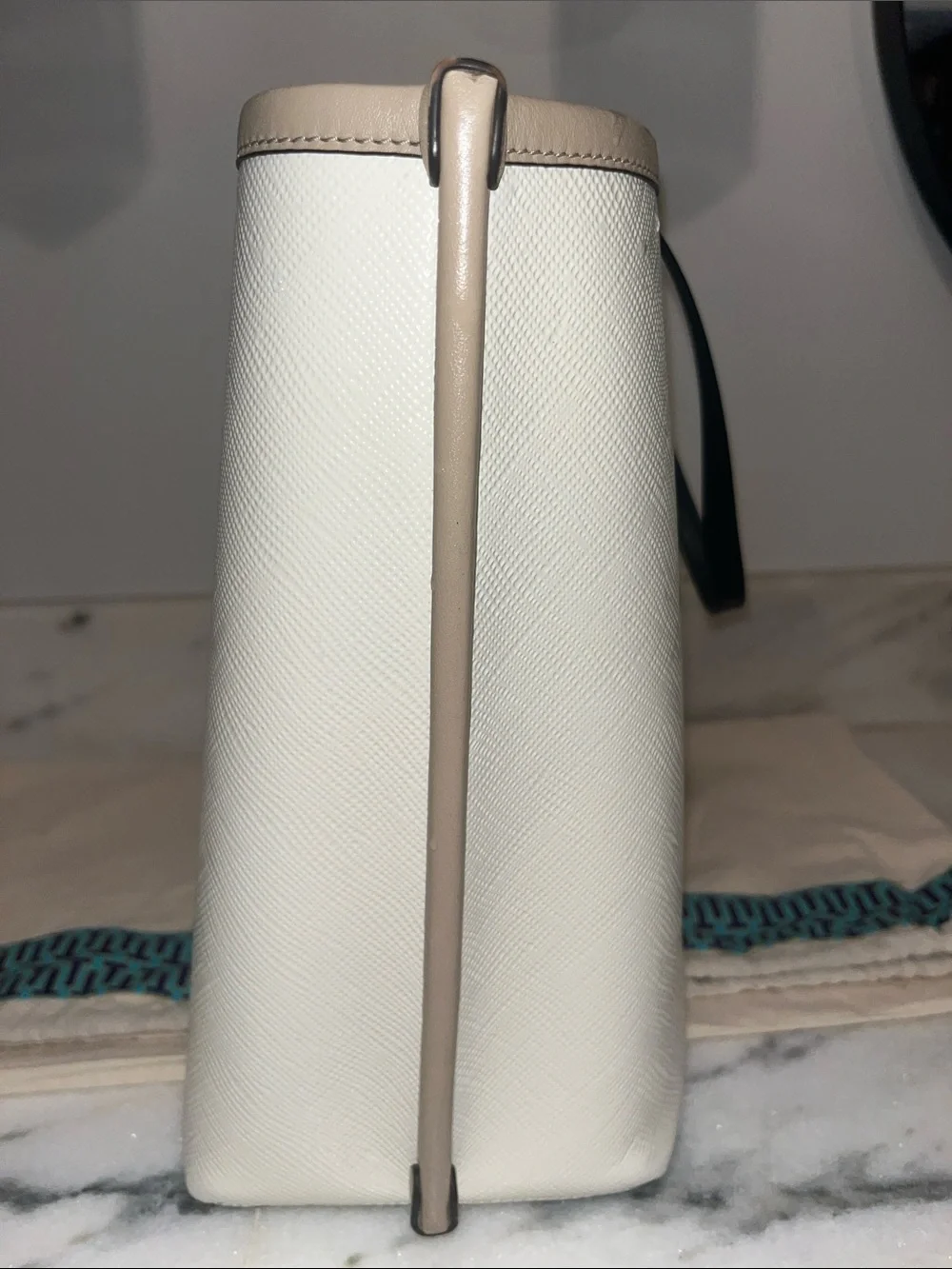 Tory Burch logo tag